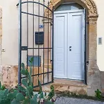 The Seafarers House - Latitude 37n In Ortigia
