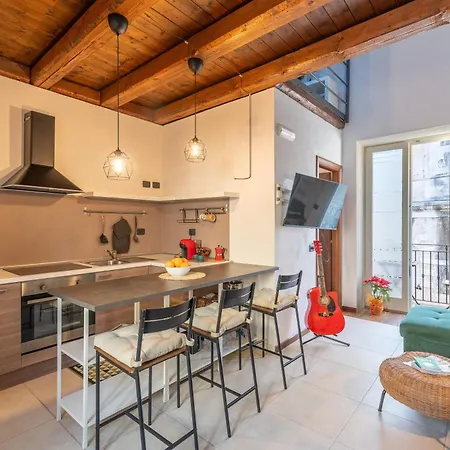 The Seafarers House - Latitude 37n In Ortigia *