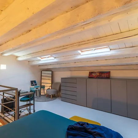 Апартаменты The Seafarers House - Latitude 37n In Ortigia